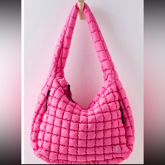 Free People Pink Bubblegum Quilted Carryall - NWT $$$ Spring large quilt bag - Picture 10 of 11